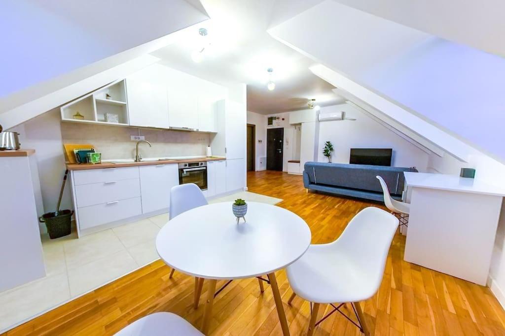 Bucharest Central D Apartment Extérieur photo